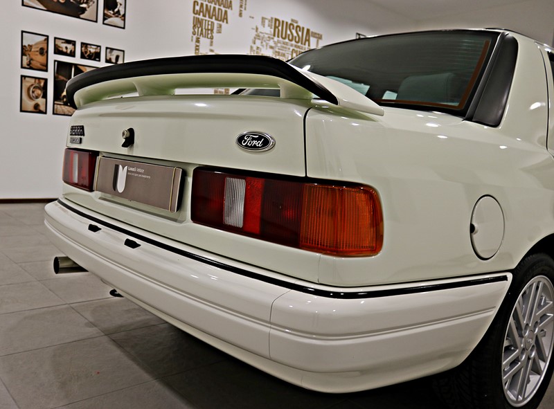 1988 Ford Sierra Cosworth 4door 38.000Kms